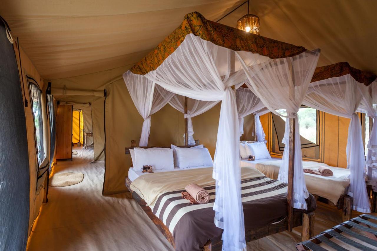 Baobab Tented Camp Kwa Kuchinia 外观 照片