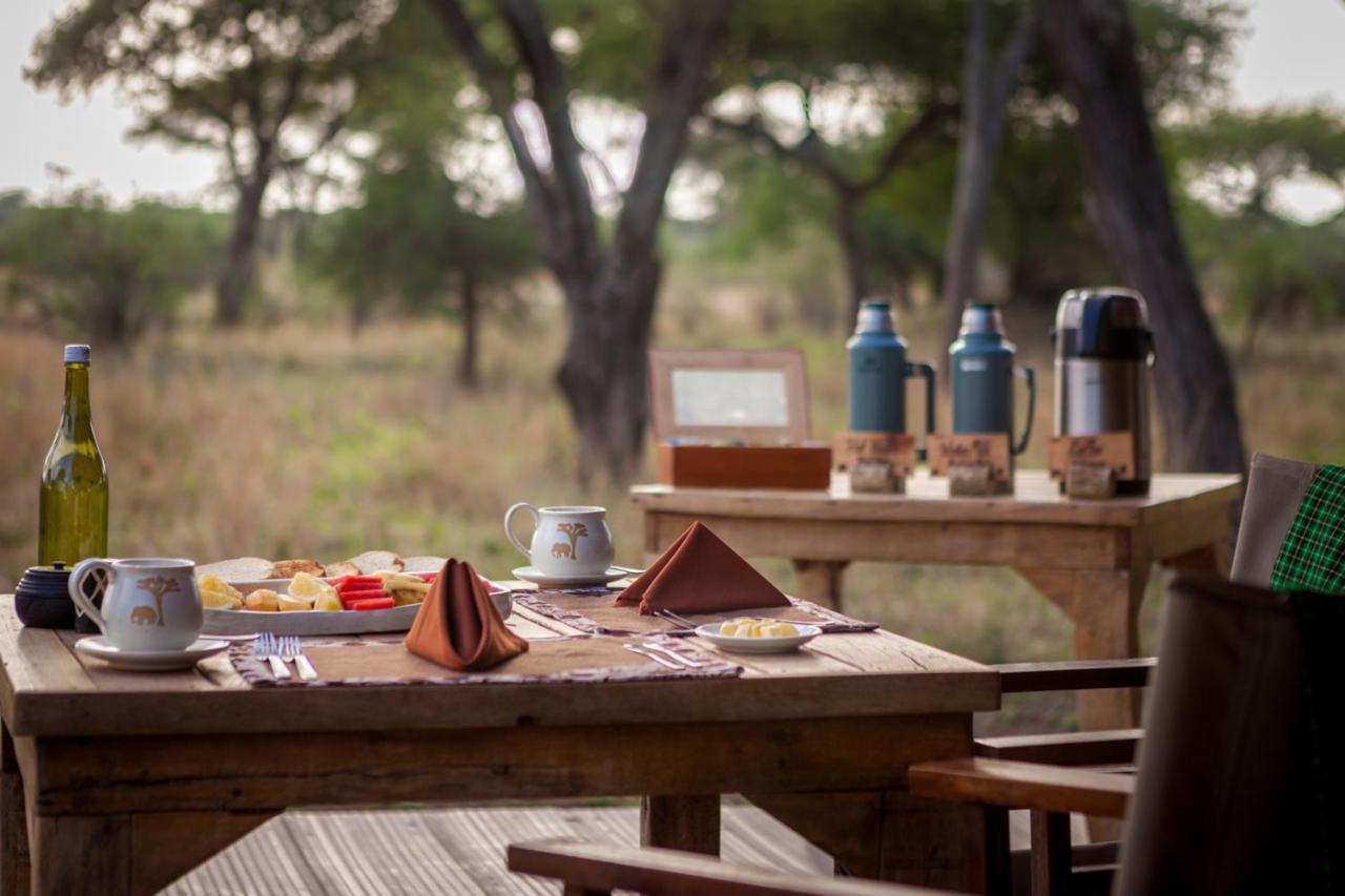 Baobab Tented Camp Kwa Kuchinia 外观 照片
