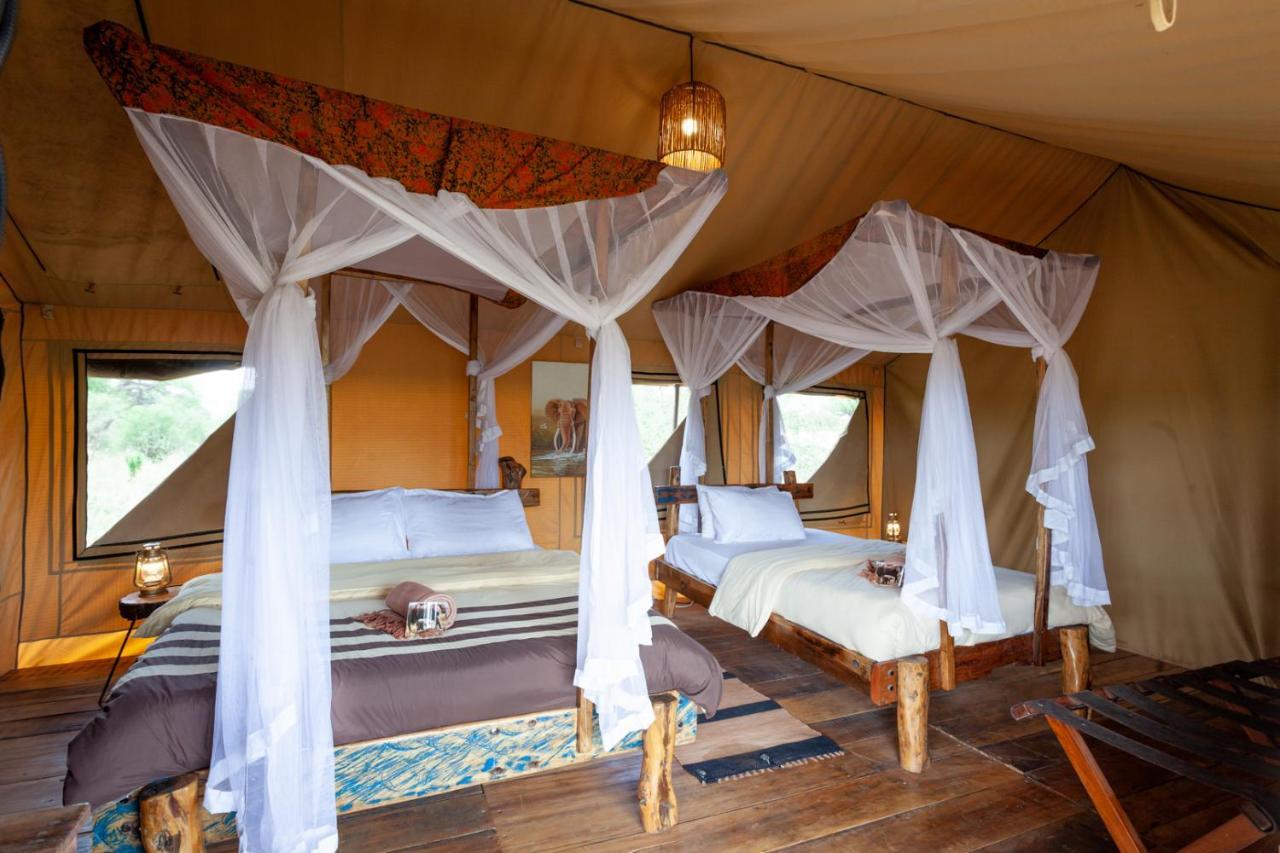 Baobab Tented Camp Kwa Kuchinia 外观 照片