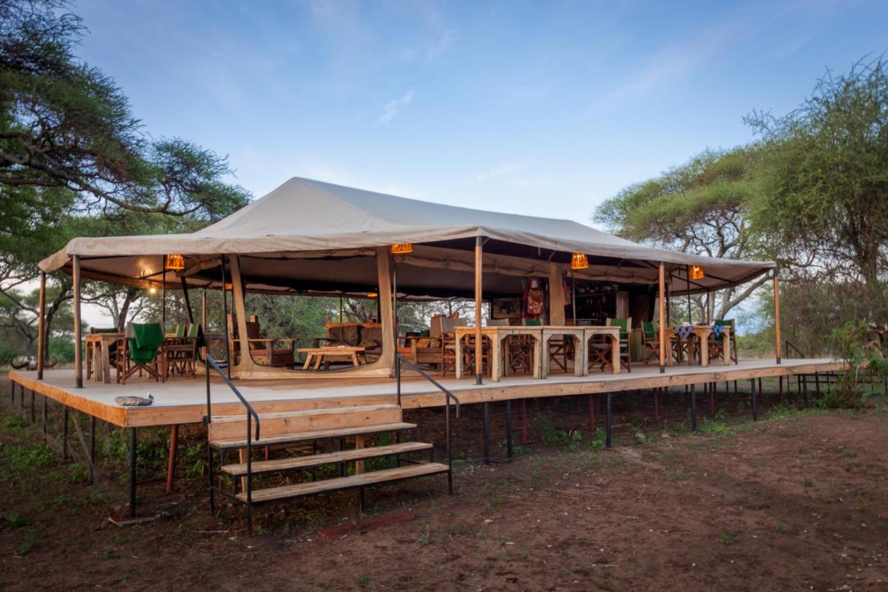 Baobab Tented Camp Kwa Kuchinia 外观 照片